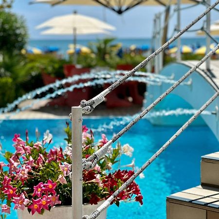 Ruhl Beach Hotel & Suites Lido di Jesolo Bagian luar foto