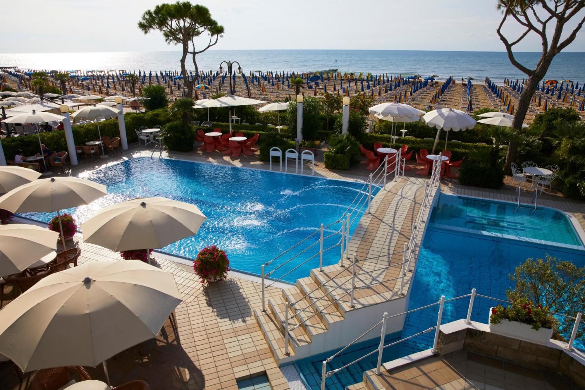 Ruhl Beach Hotel & Suites Lido di Jesolo Bagian luar foto