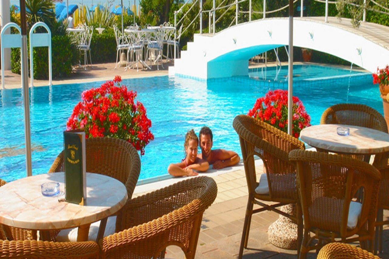 Ruhl Beach Hotel & Suites Lido di Jesolo Bagian luar foto