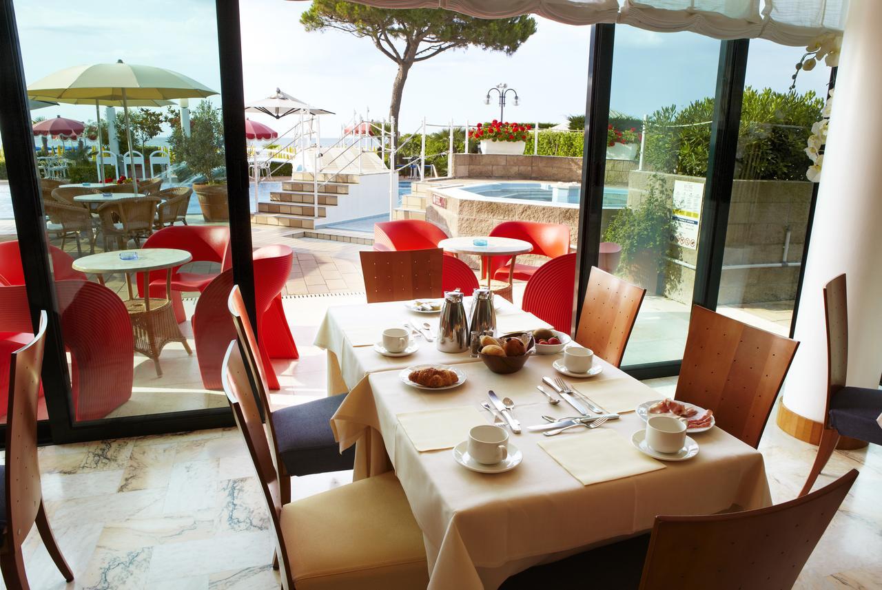 Ruhl Beach Hotel & Suites Lido di Jesolo Bagian luar foto