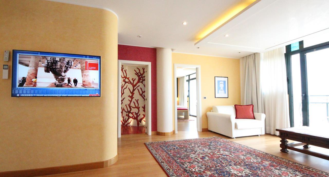 Ruhl Beach Hotel & Suites Lido di Jesolo Bagian luar foto